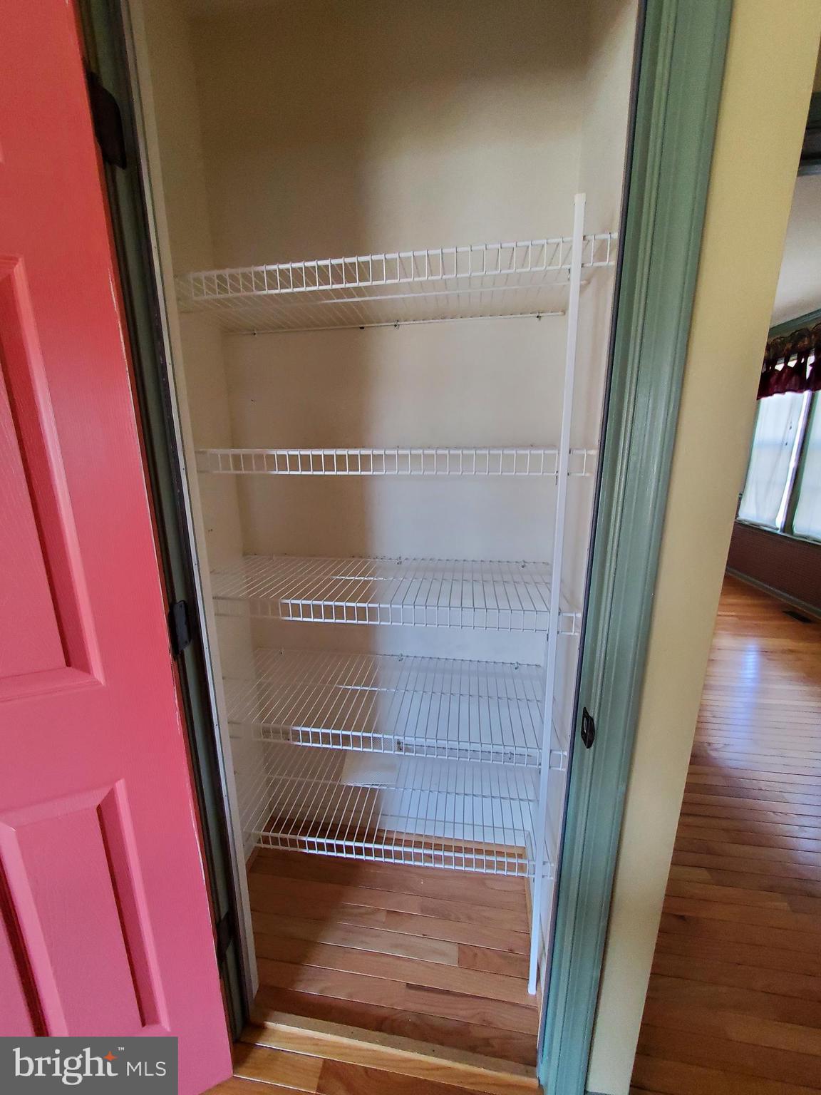 LAUREL RIDGE - Residential