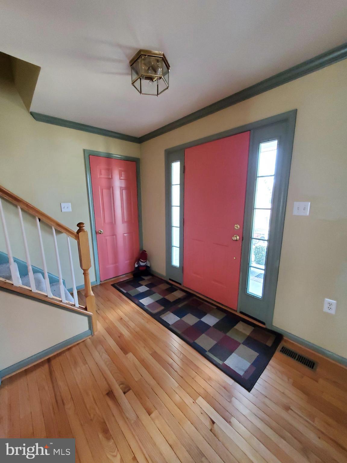 LAUREL RIDGE - Residential