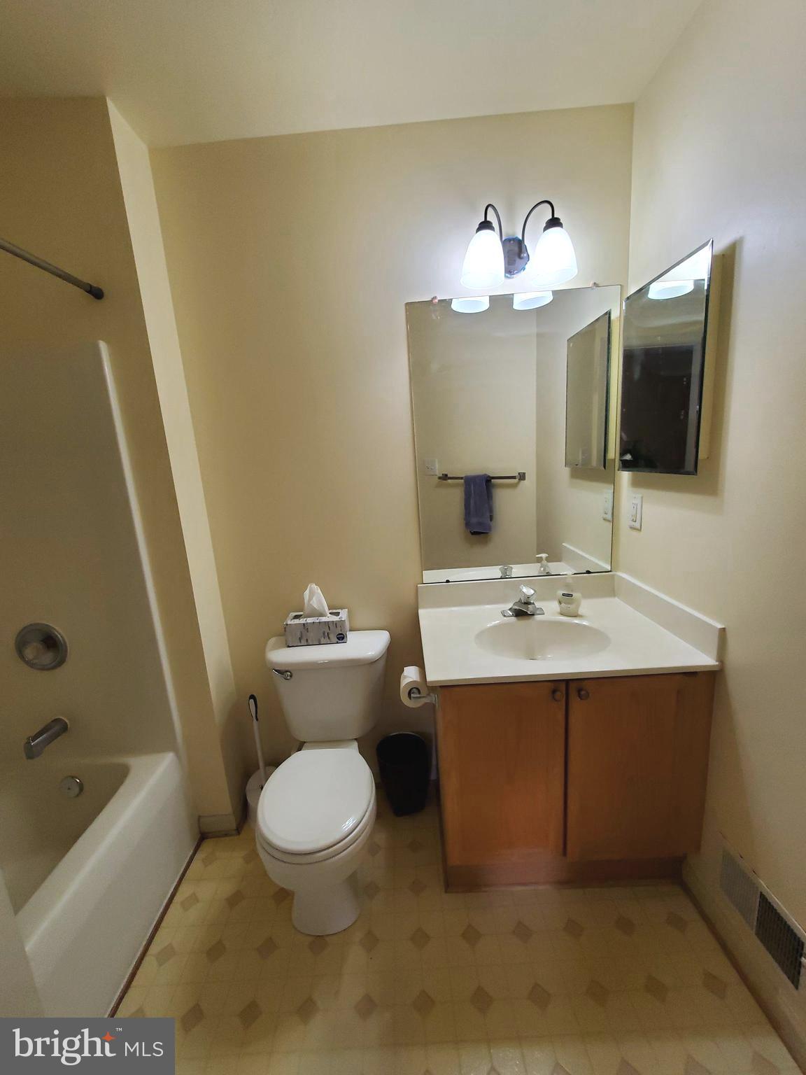 LAUREL RIDGE - Residential