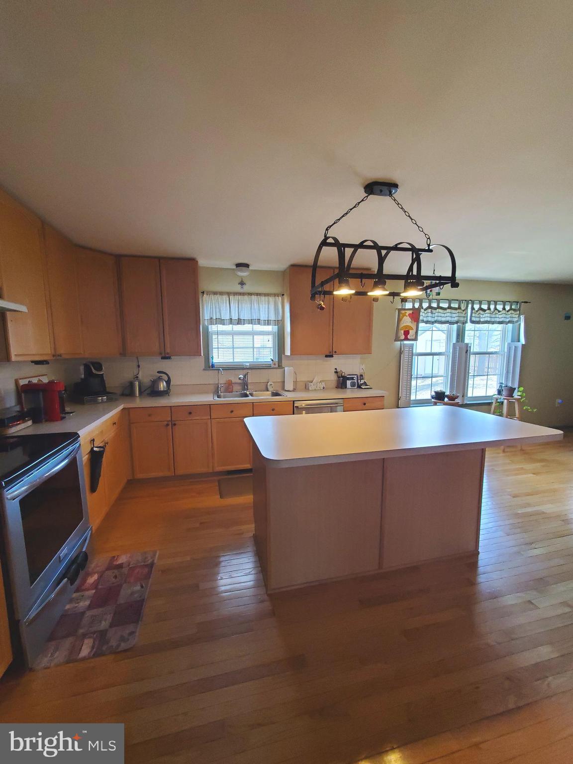 LAUREL RIDGE - Residential