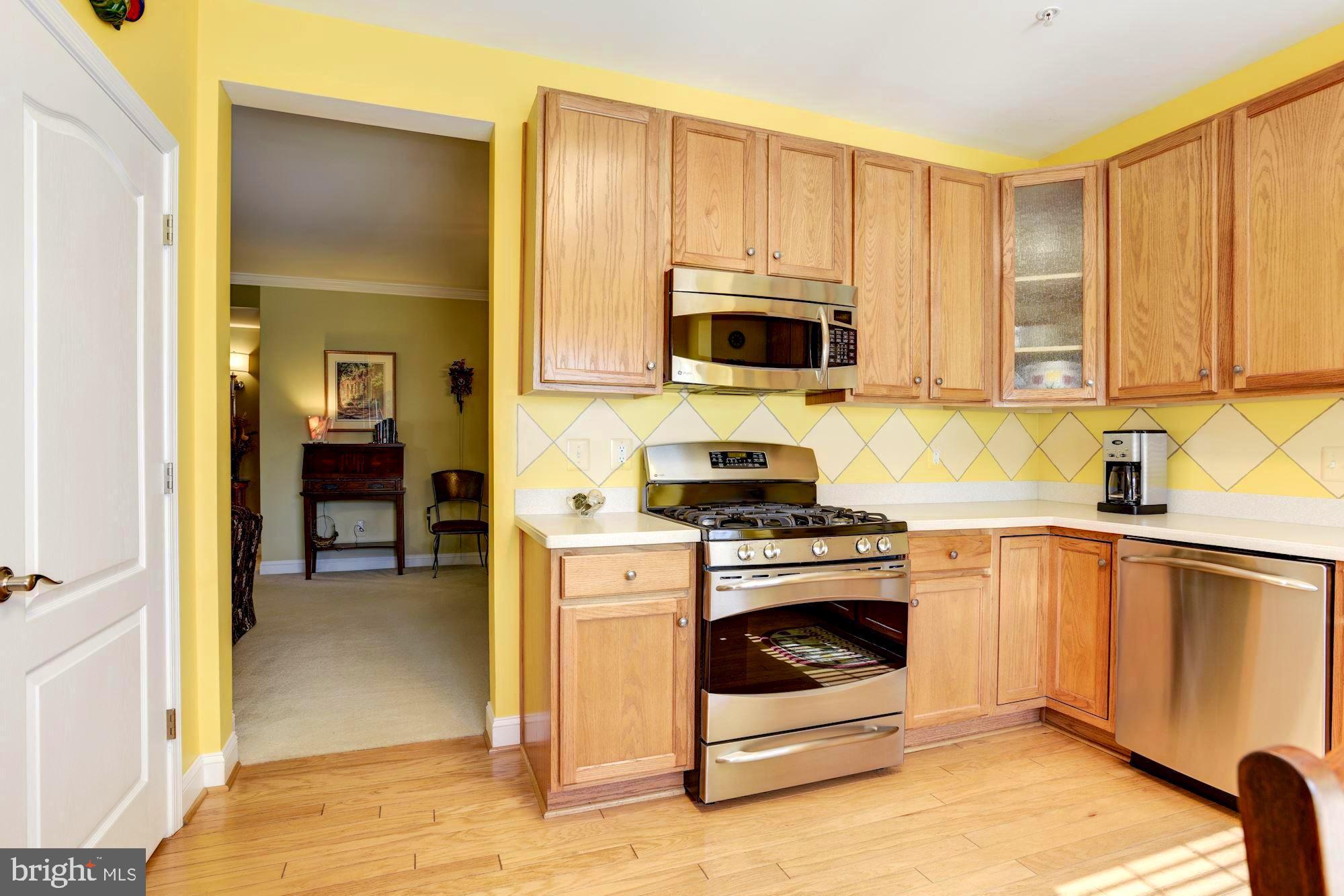 WAVERLY WOODS - Residential