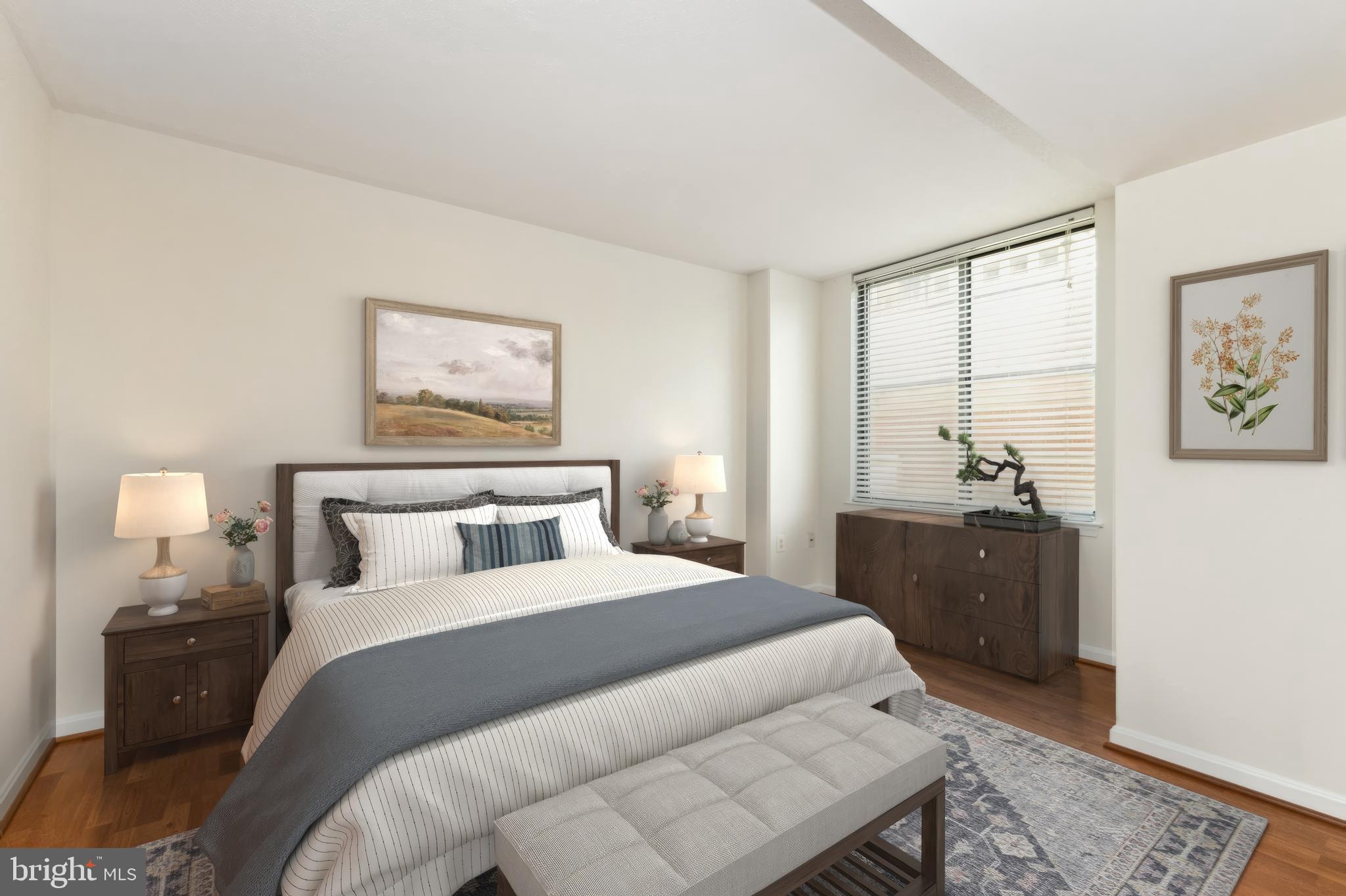 GALLERY AT WHITE FLINT - Residential