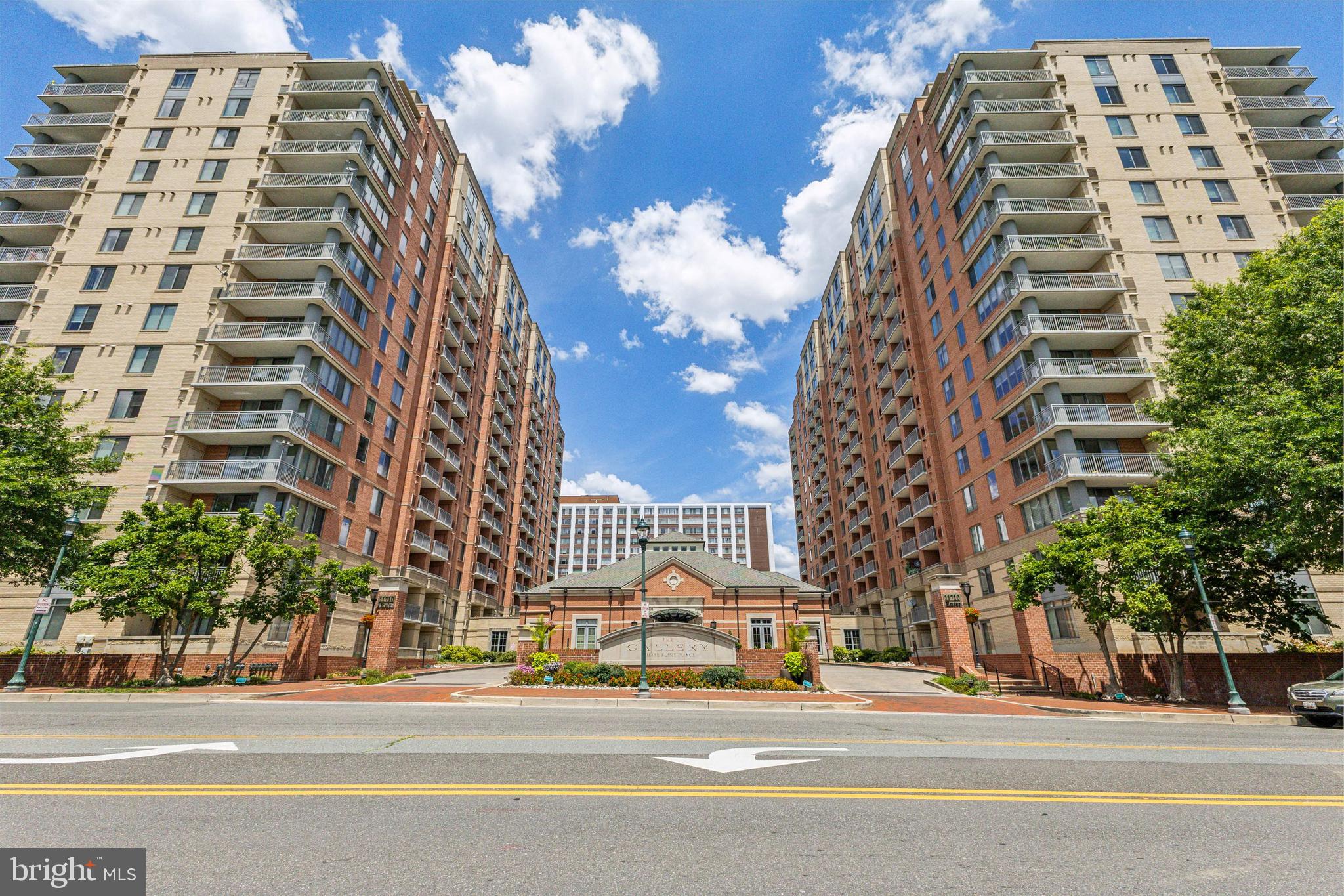 GALLERY AT WHITE FLINT - Residential