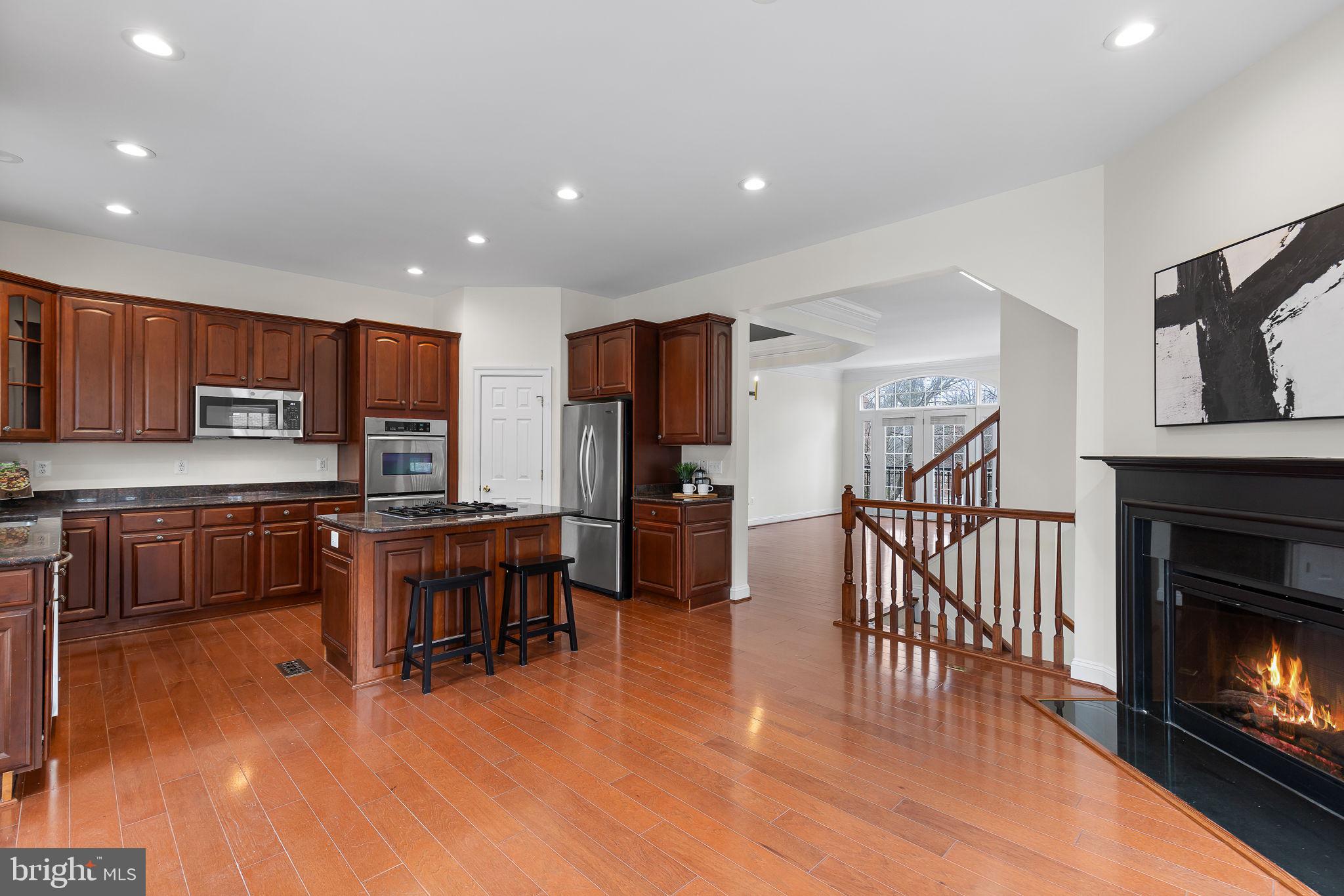 FAIRFAX GATEWAY - Residential