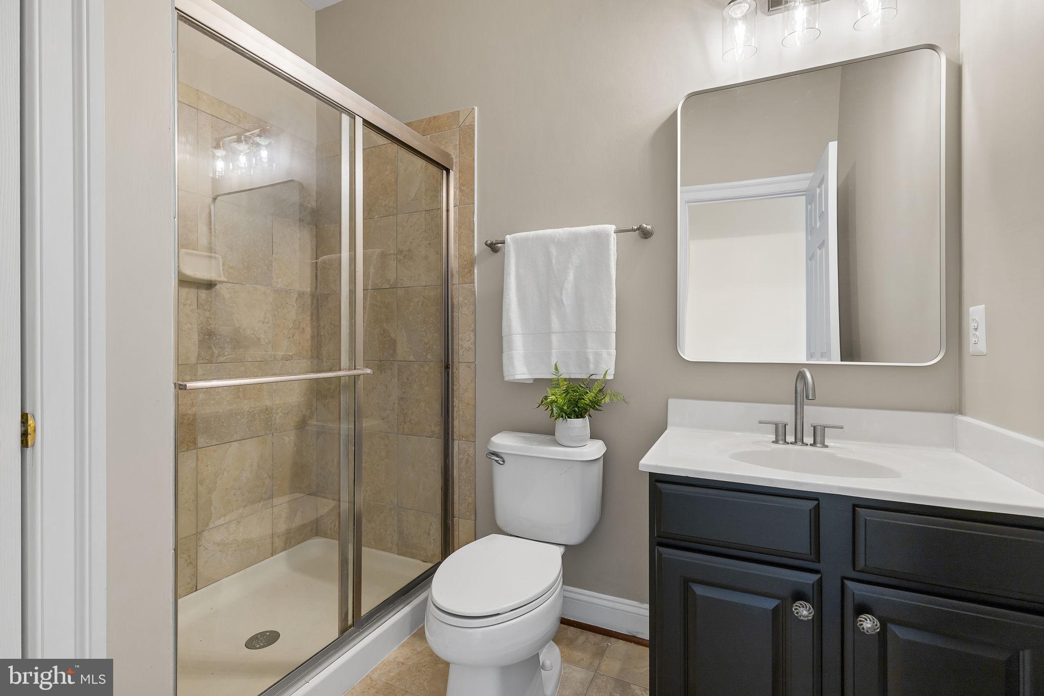 FAIRFAX GATEWAY - Residential