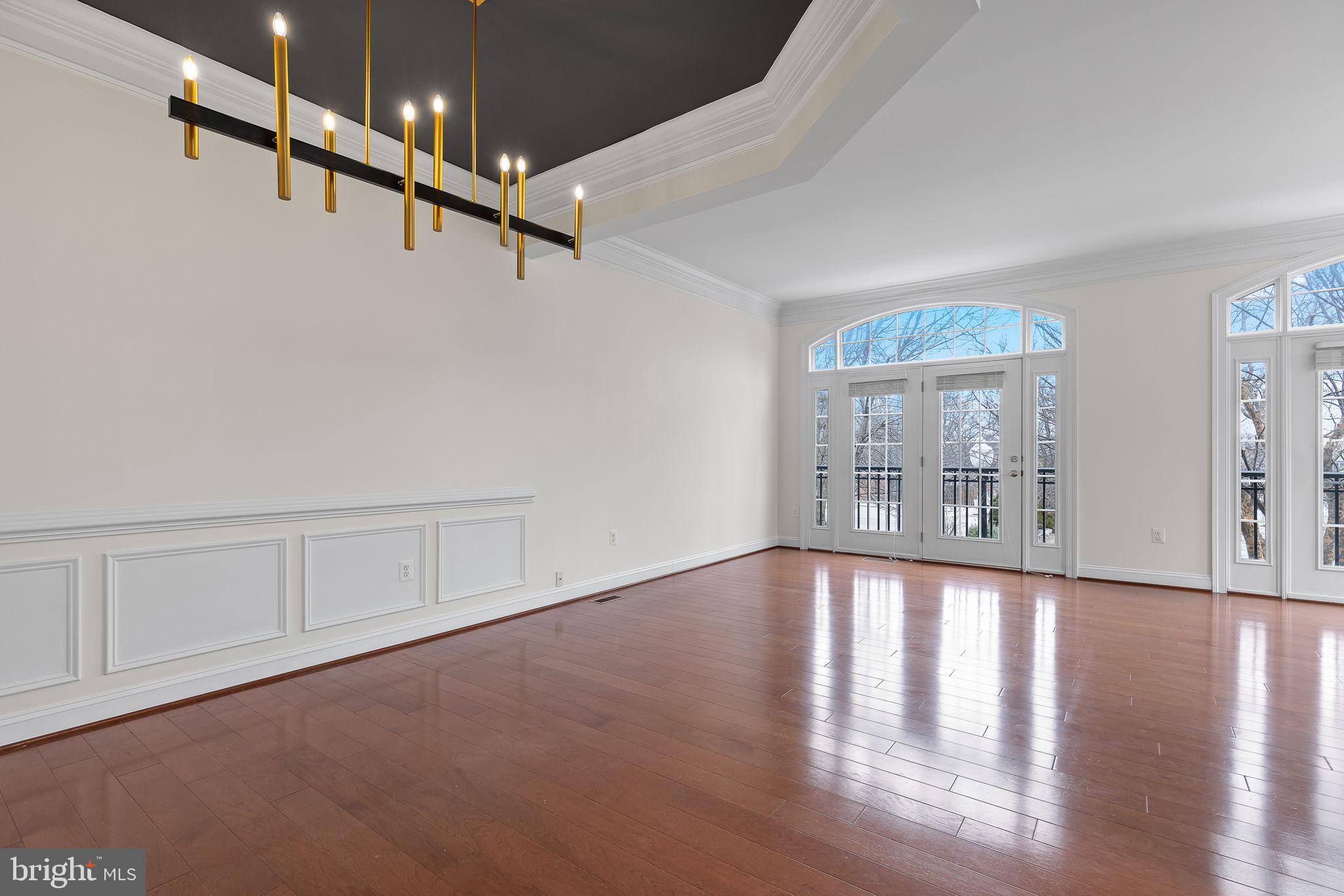 FAIRFAX GATEWAY - Residential