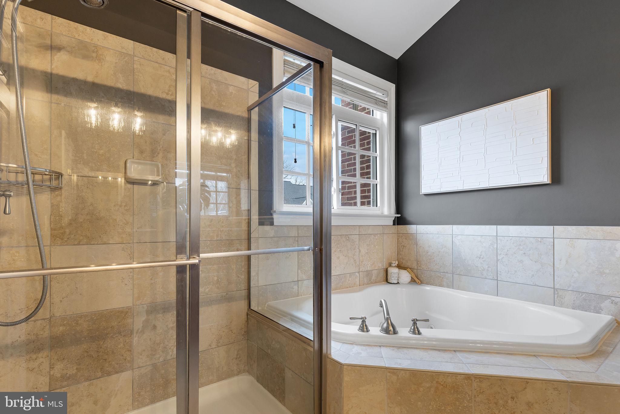 FAIRFAX GATEWAY - Residential