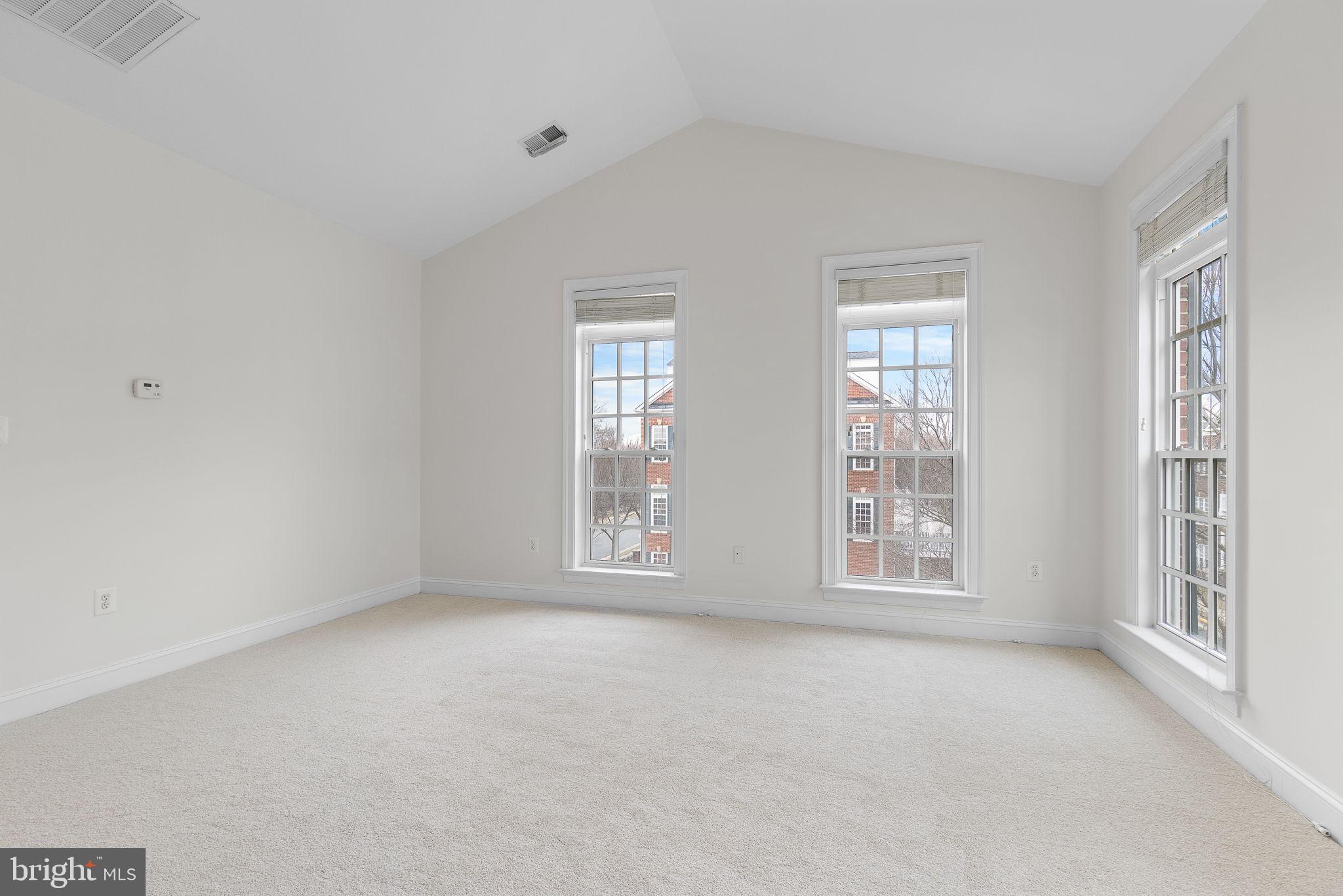 FAIRFAX GATEWAY - Residential