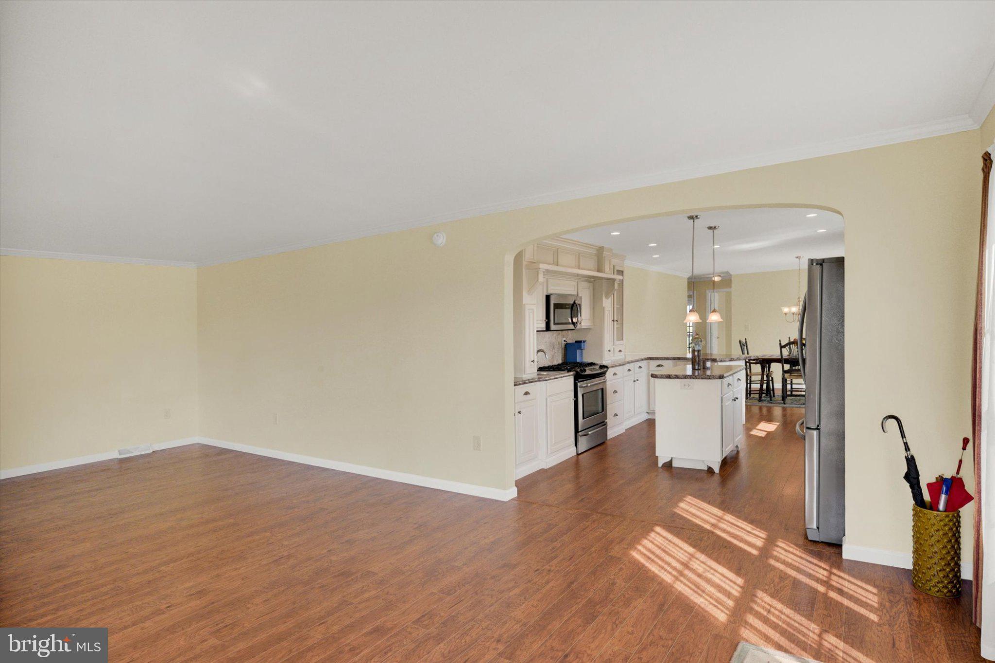 153 GLENRIDGE DRIVE