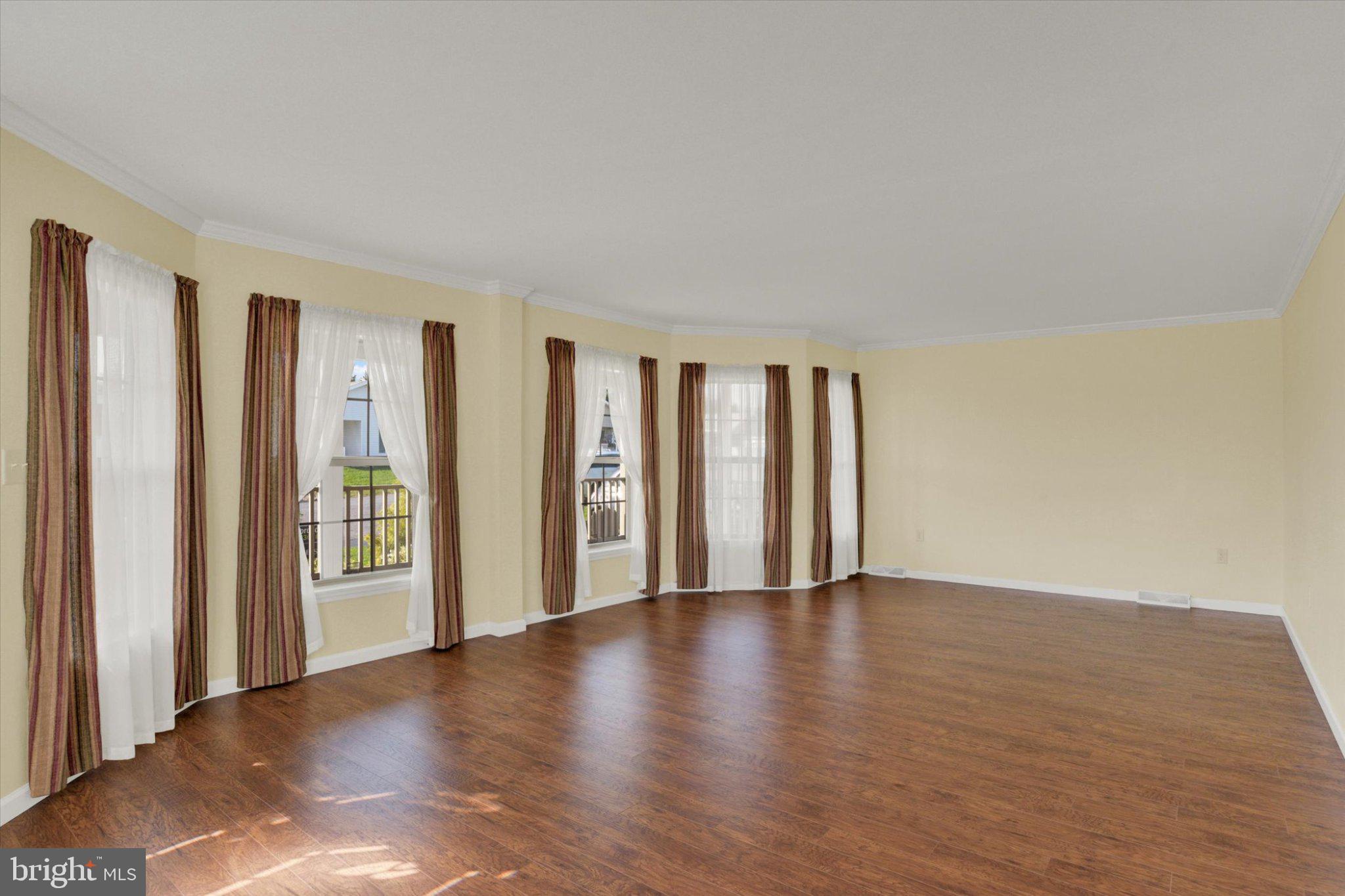 153 GLENRIDGE DRIVE