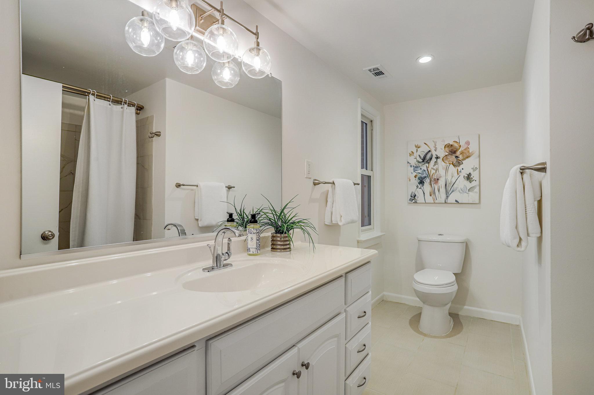 HILLANDALE FOREST - Residential