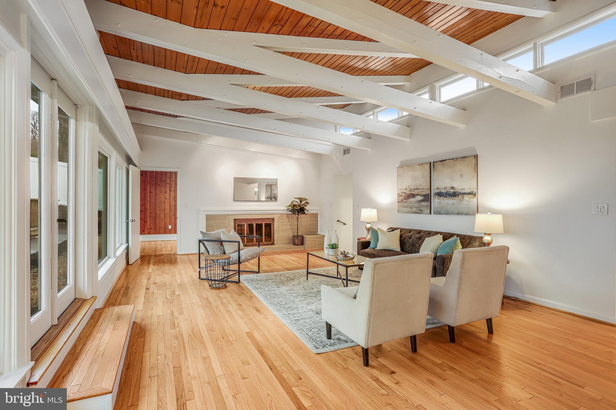 HILLANDALE FOREST - Residential