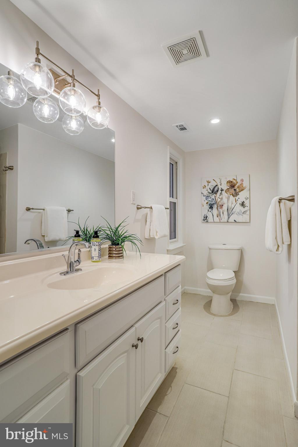 HILLANDALE FOREST - Residential