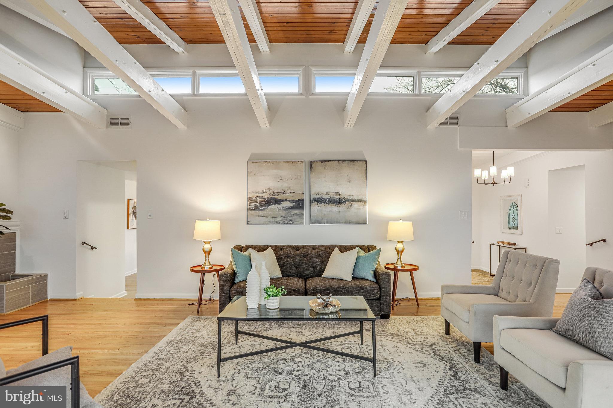 HILLANDALE FOREST - Residential