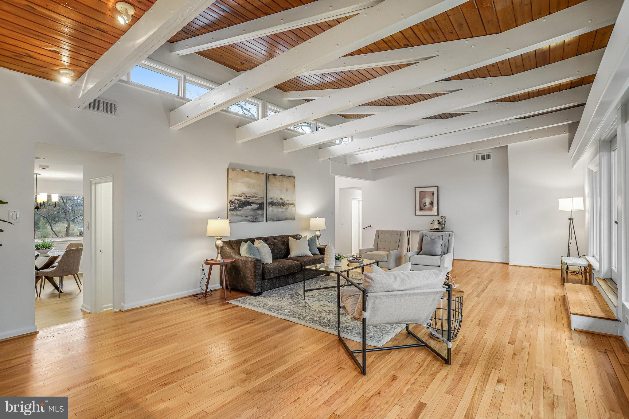 HILLANDALE FOREST - Residential