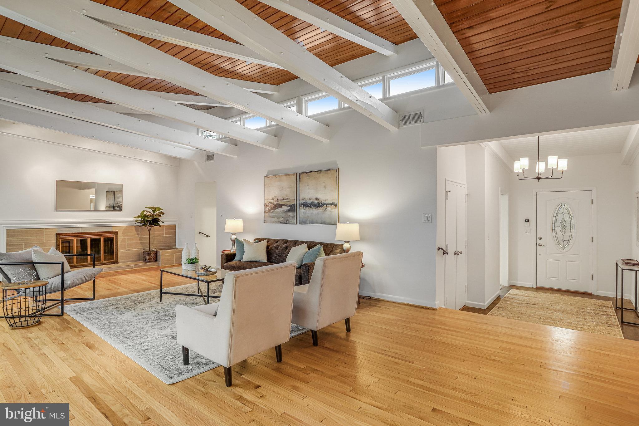 HILLANDALE FOREST - Residential