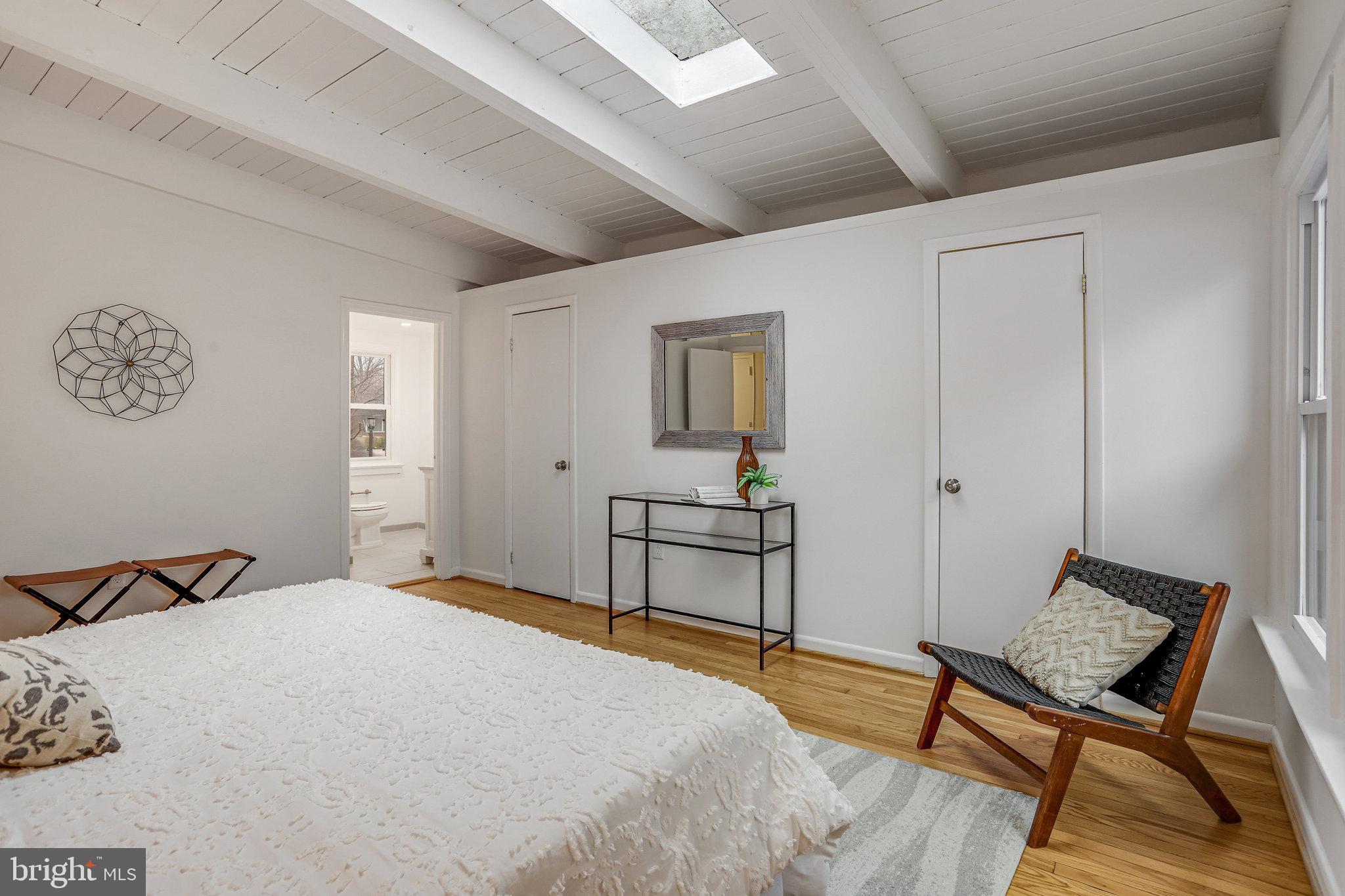 HILLANDALE FOREST - Residential