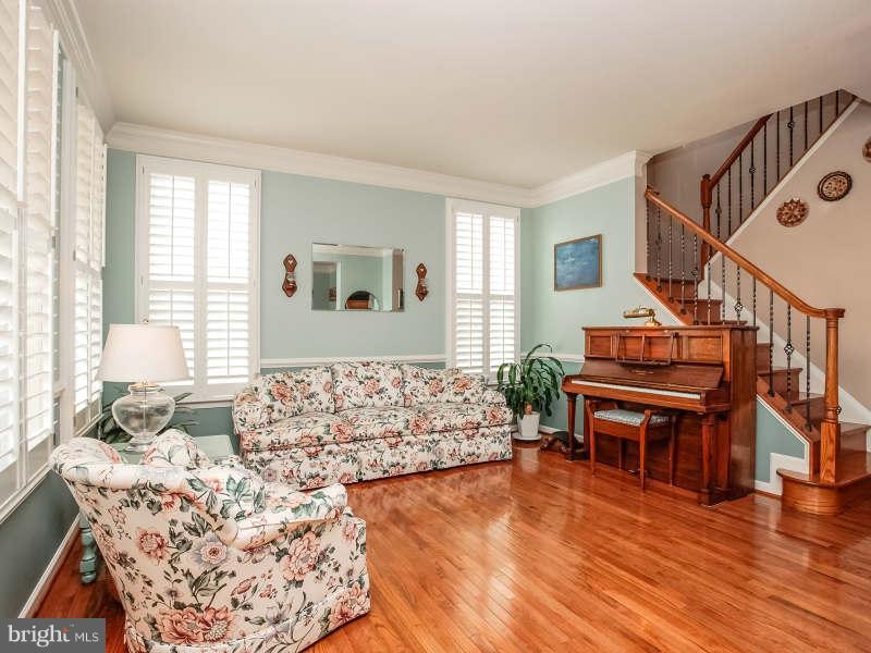 DOMINION VALLEY COUNTRY CLUB - Residential