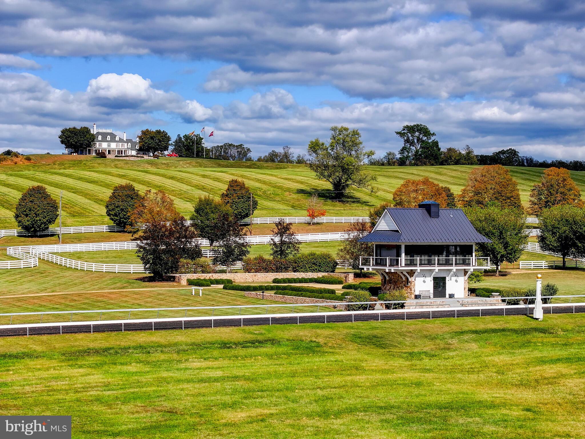 WORTHINGTON VALLEY - Farm