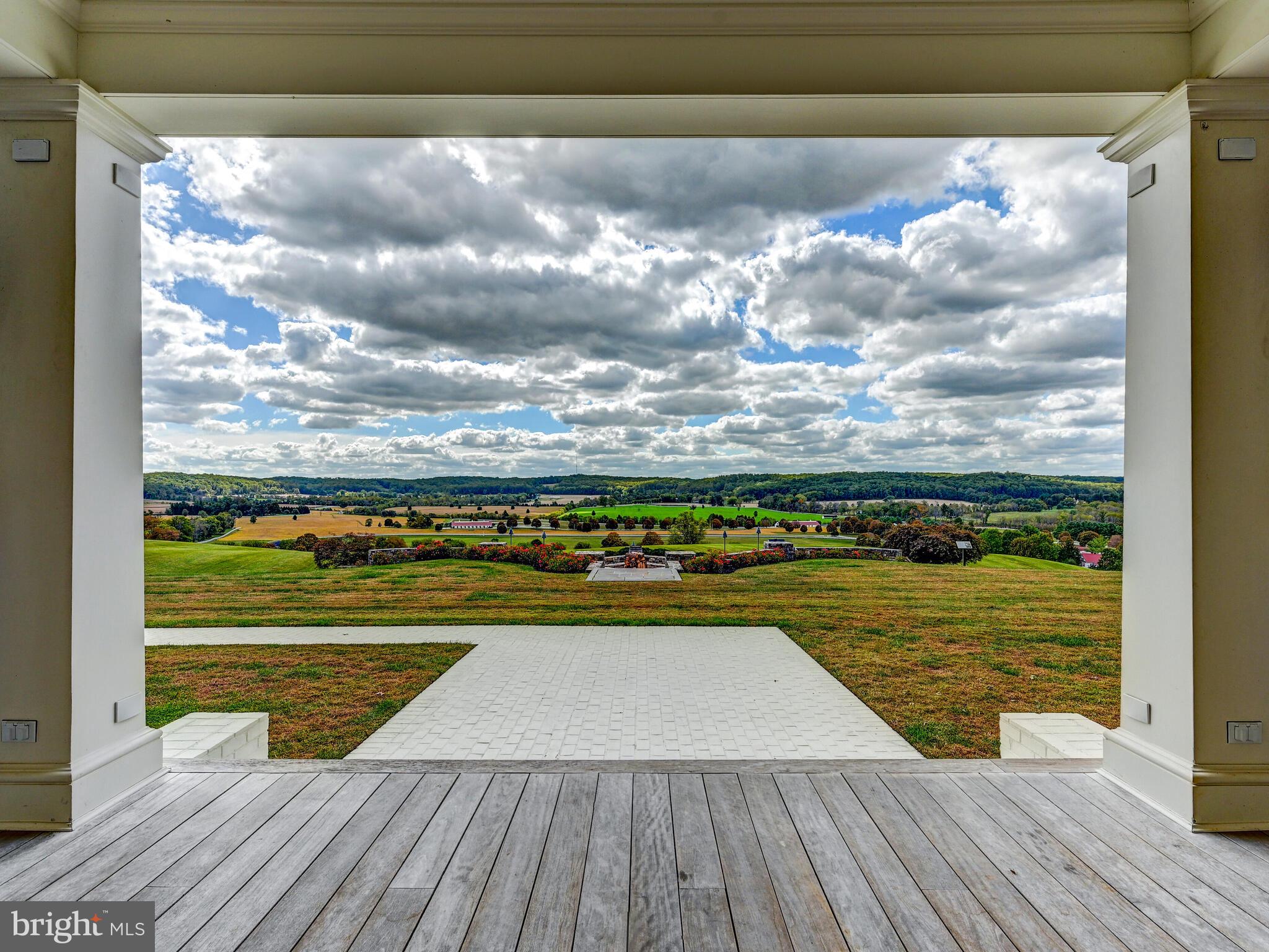 WORTHINGTON VALLEY - Farm