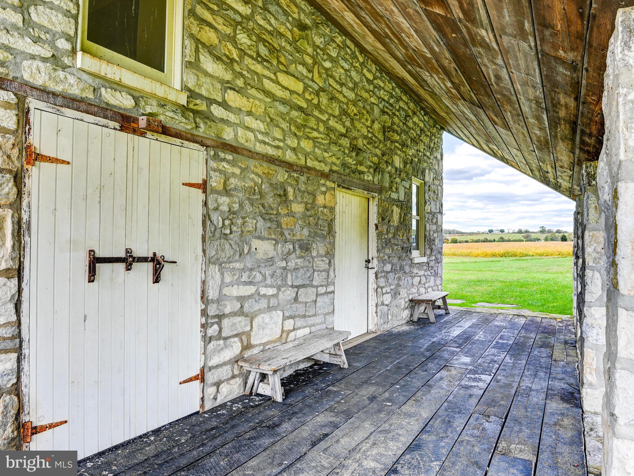 WORTHINGTON VALLEY - Farm