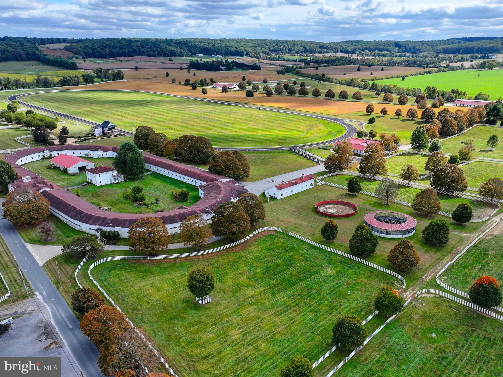 WORTHINGTON VALLEY - Farm