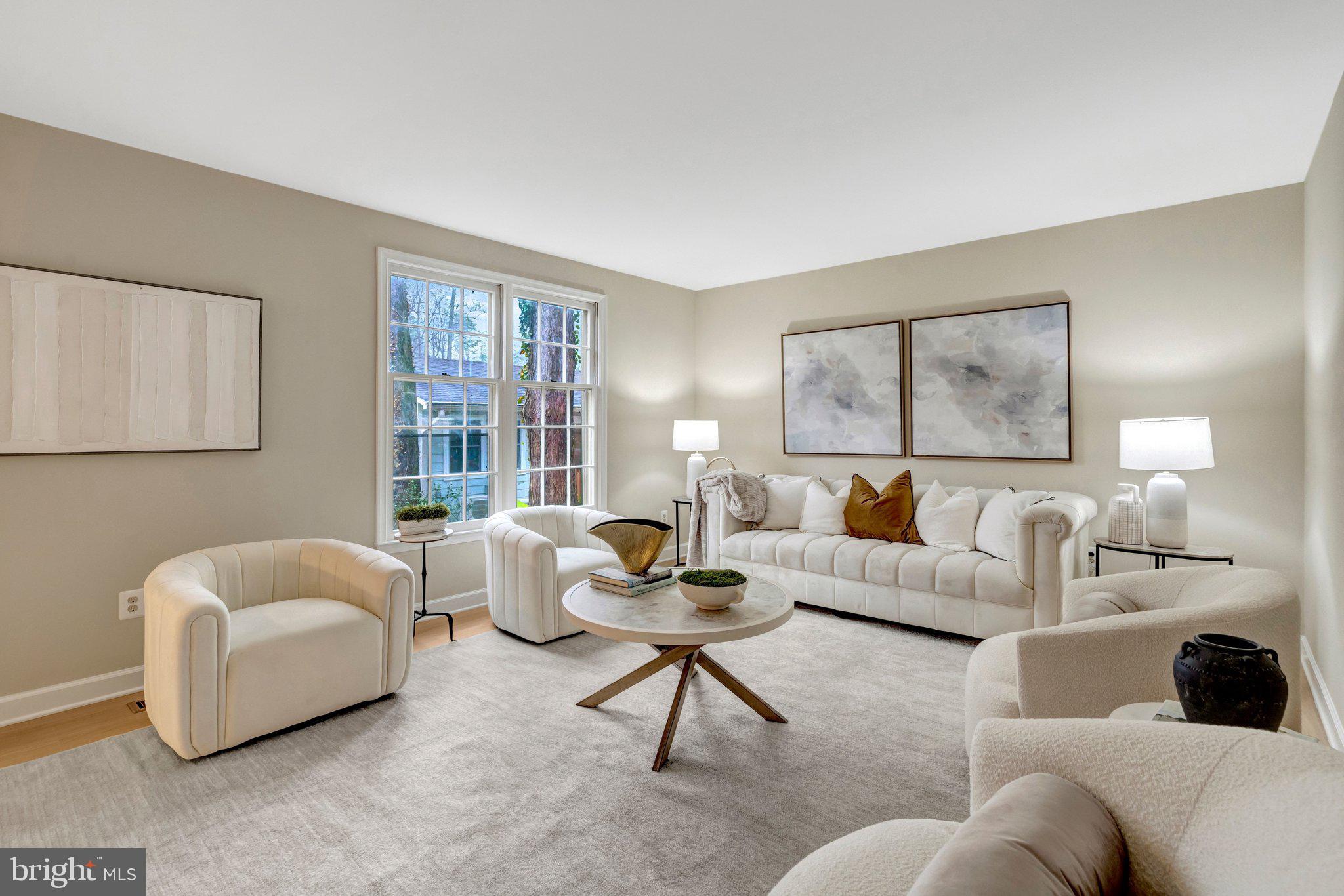 KINGS PARK WEST - Residential