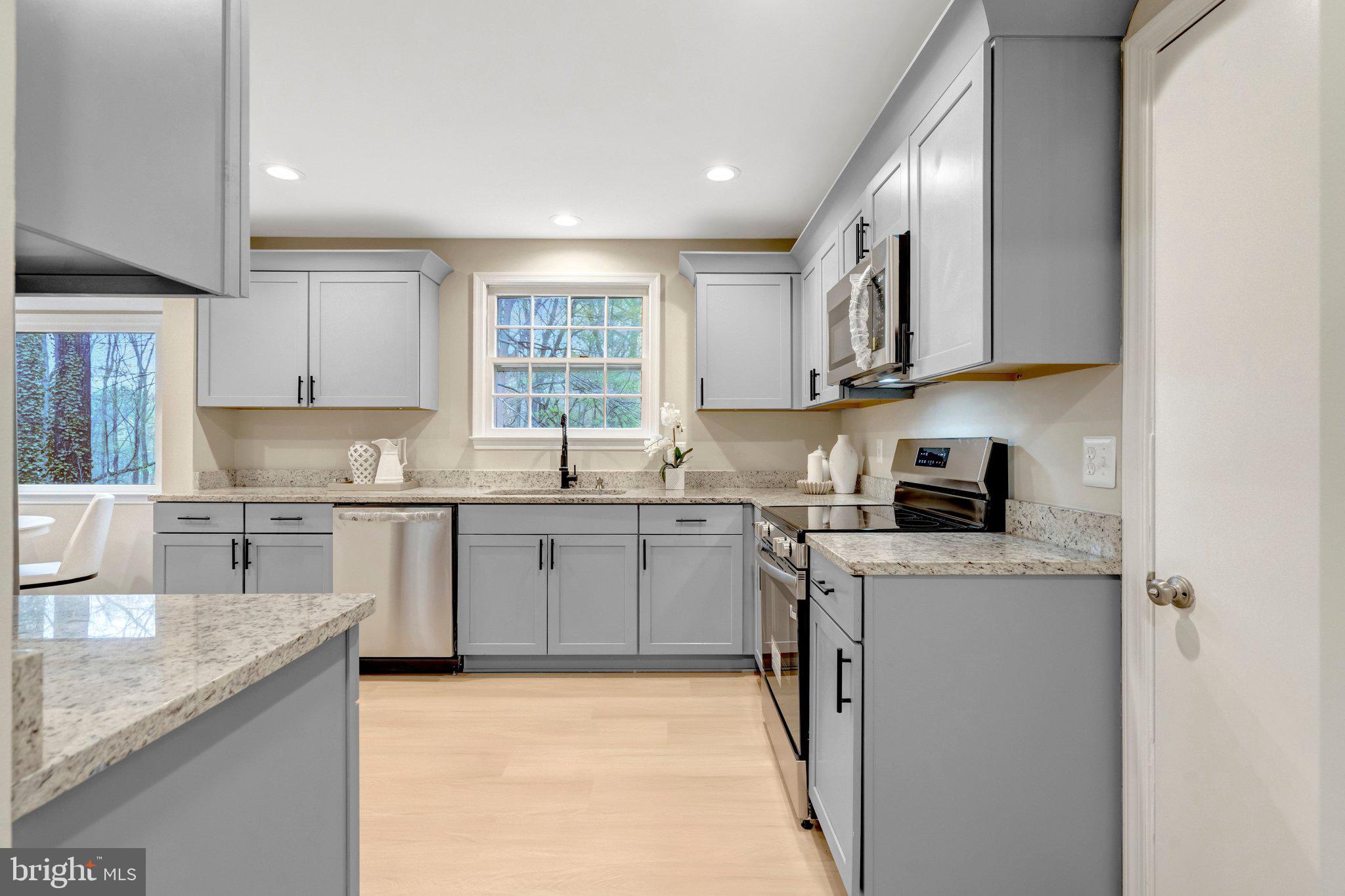 KINGS PARK WEST - Residential