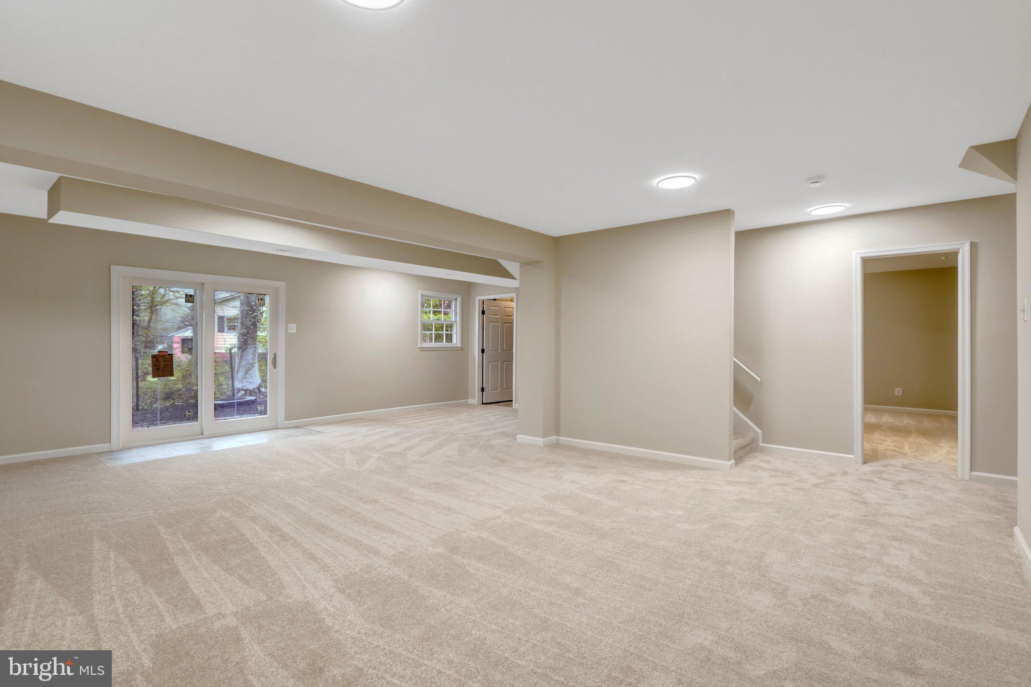 KINGS PARK WEST - Residential