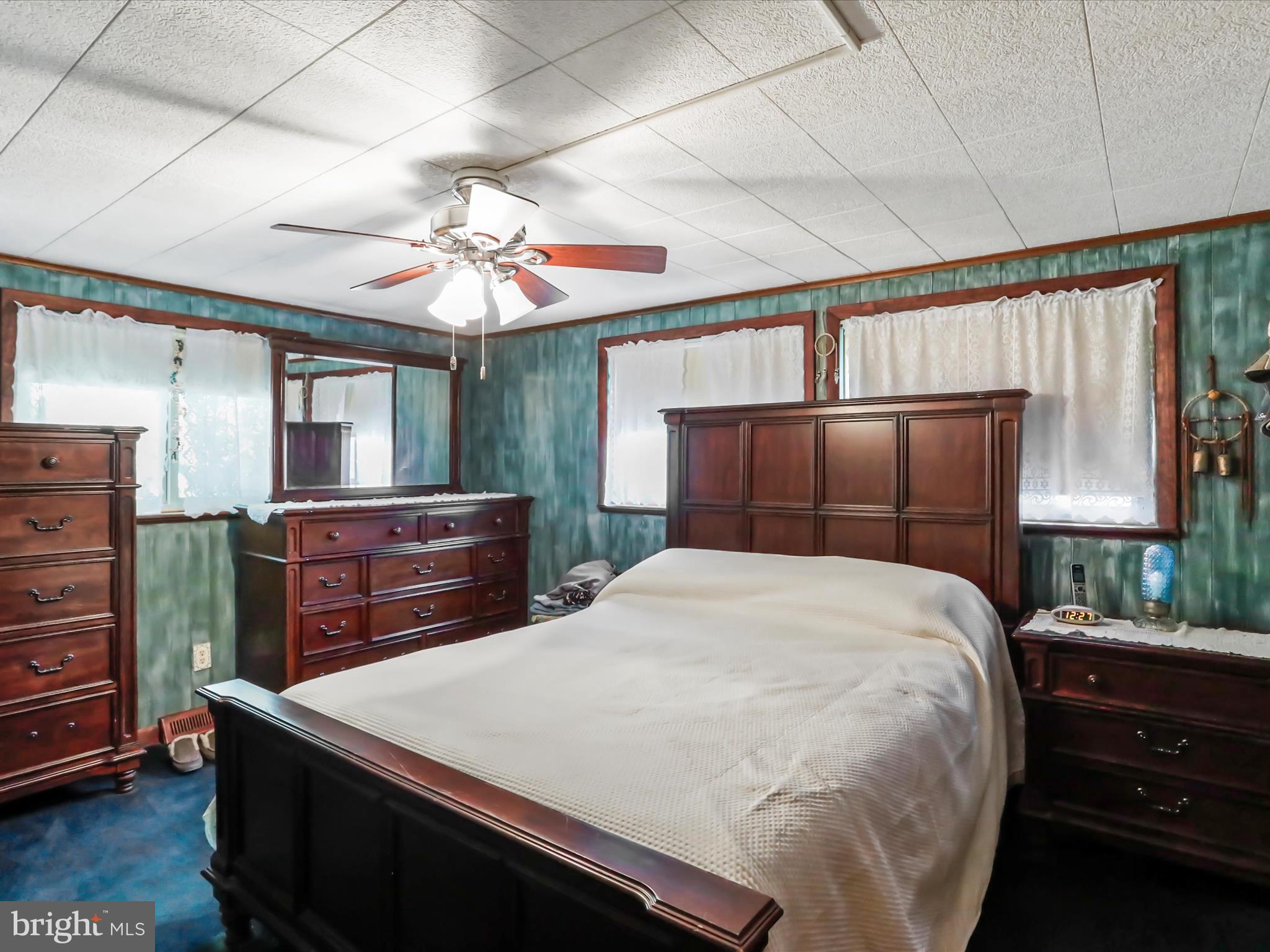 HIGH VIEW FARMS - Residential