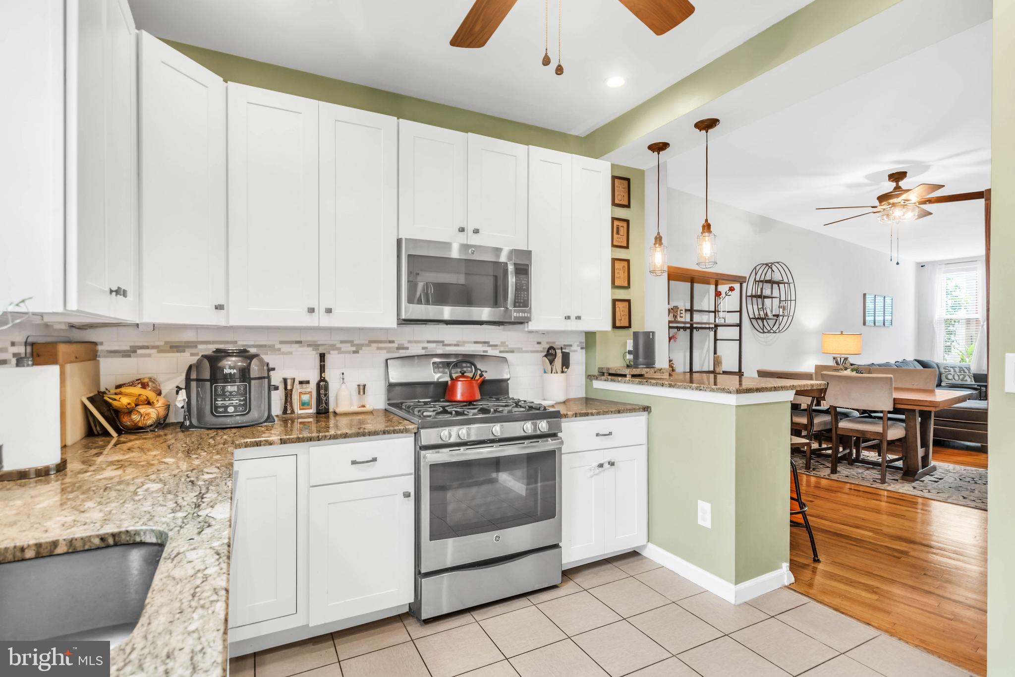 BELLA VISTA - Residential