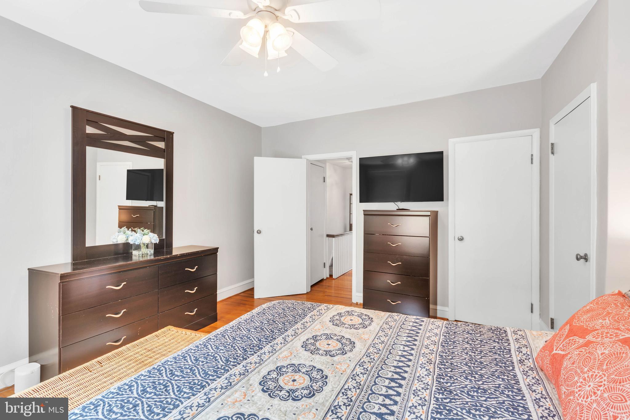 BELLA VISTA - Residential