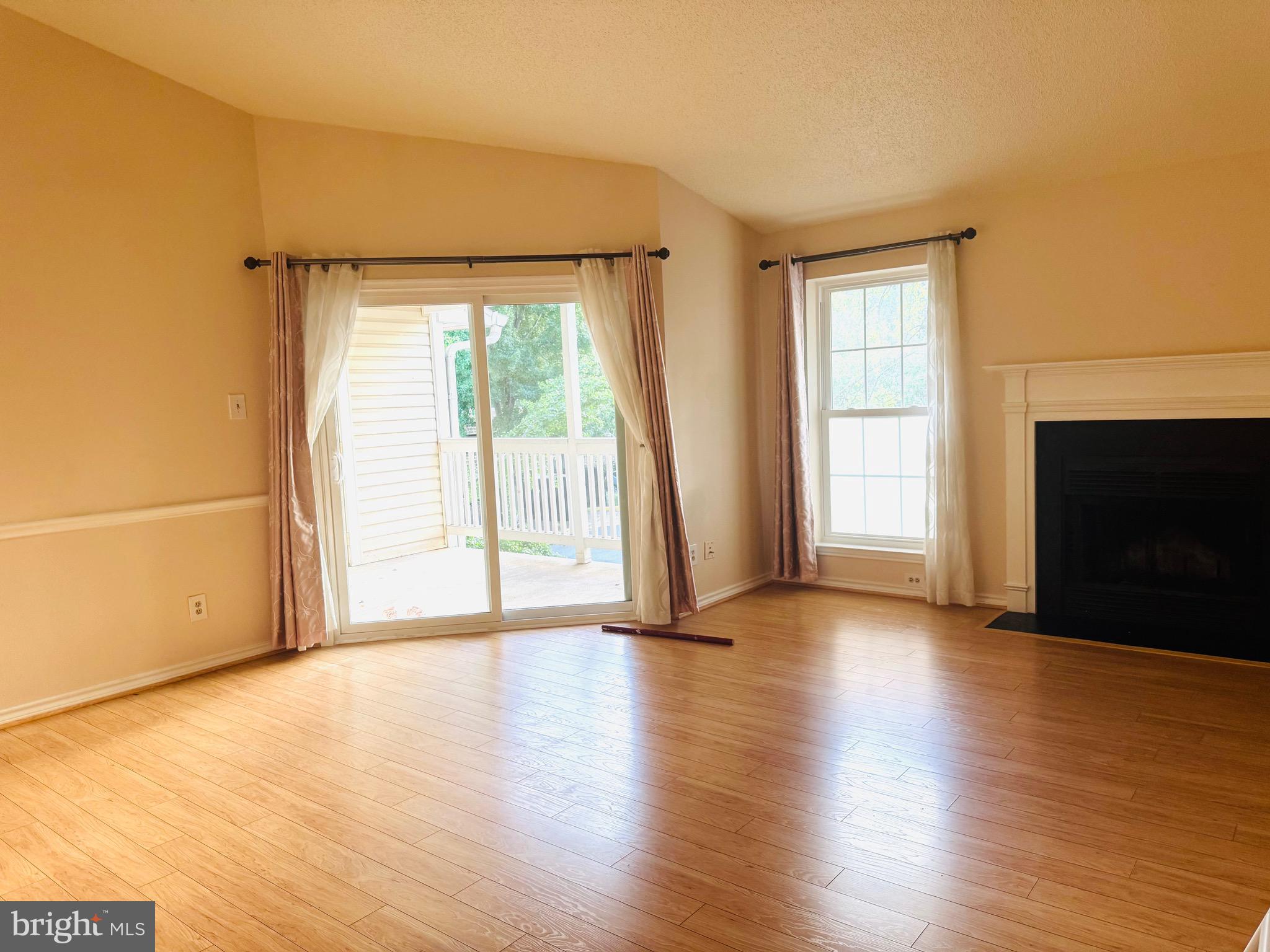 1539 LINCOLN WAY 302B