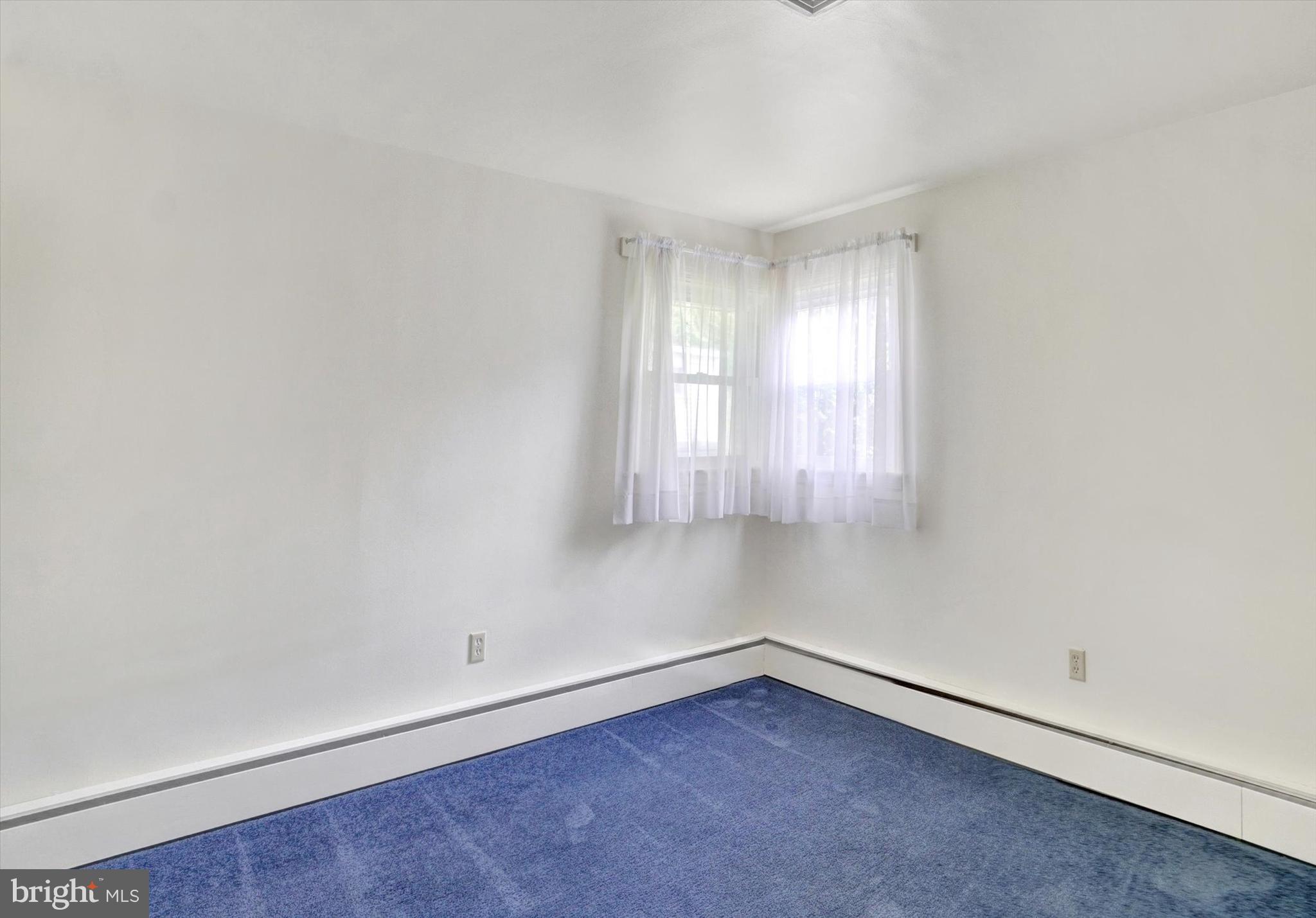 MIDLAND-HOLLYWOOD HEIGHTS - Residential