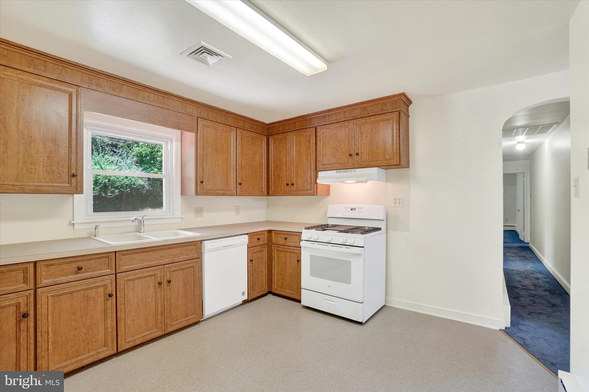 MIDLAND-HOLLYWOOD HEIGHTS - Residential