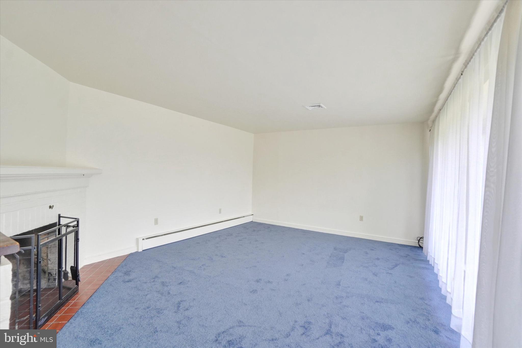 MIDLAND-HOLLYWOOD HEIGHTS - Residential