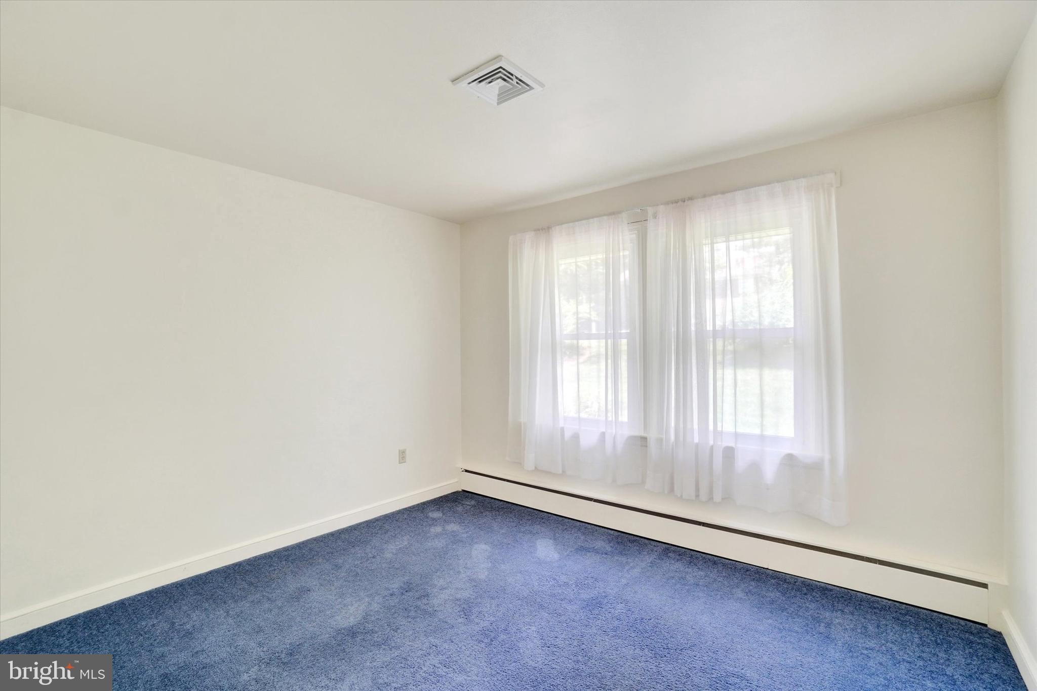 MIDLAND-HOLLYWOOD HEIGHTS - Residential