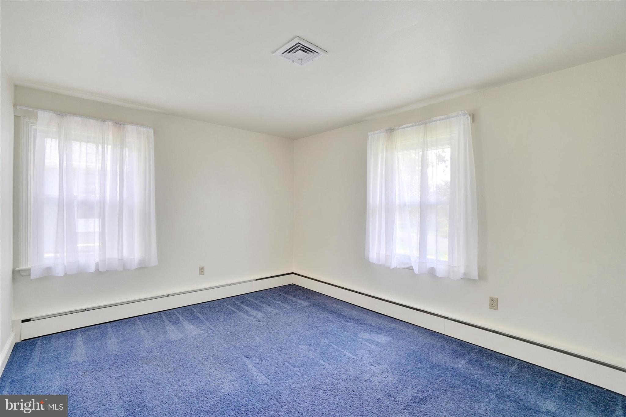 MIDLAND-HOLLYWOOD HEIGHTS - Residential