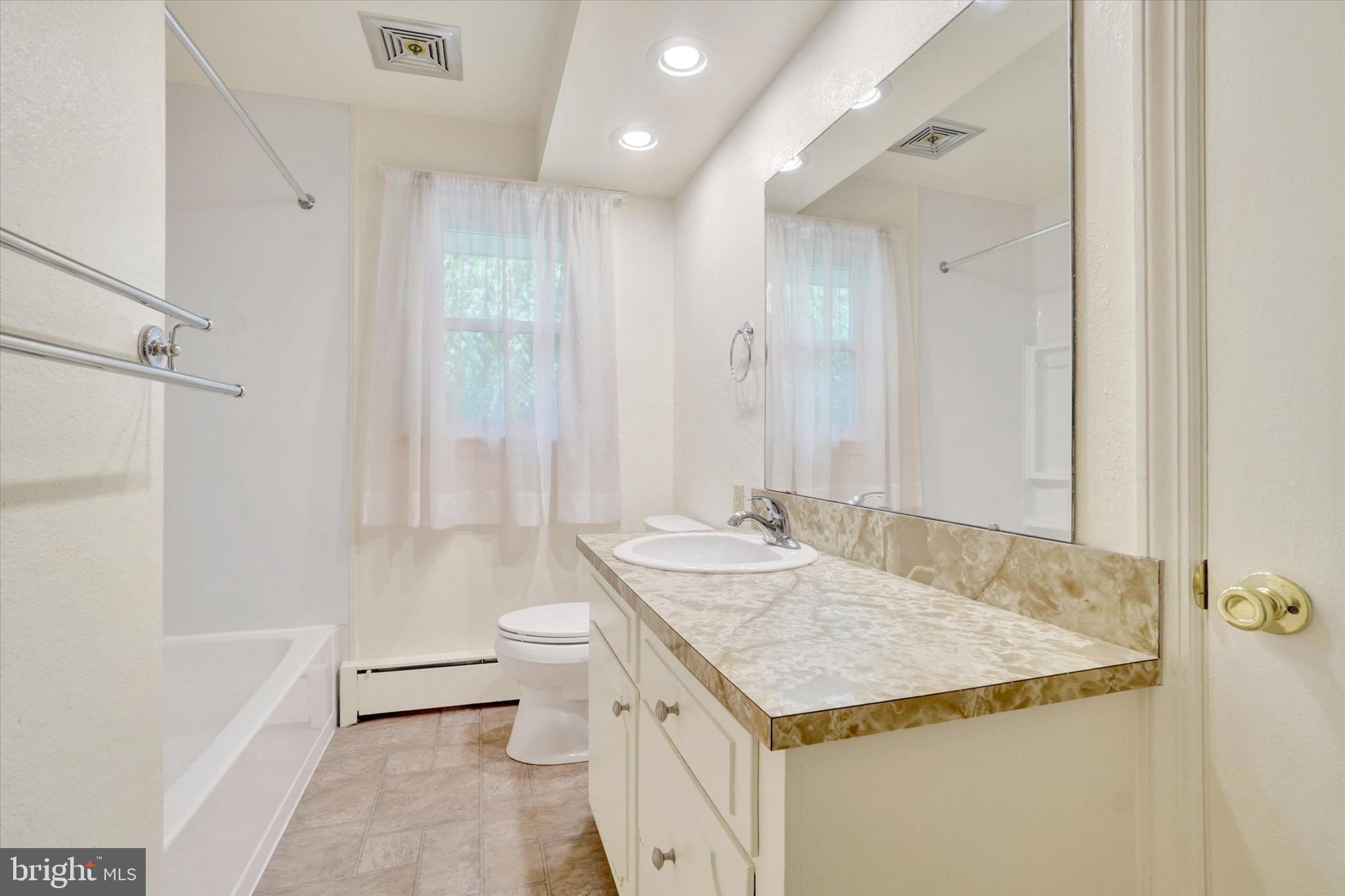 MIDLAND-HOLLYWOOD HEIGHTS - Residential