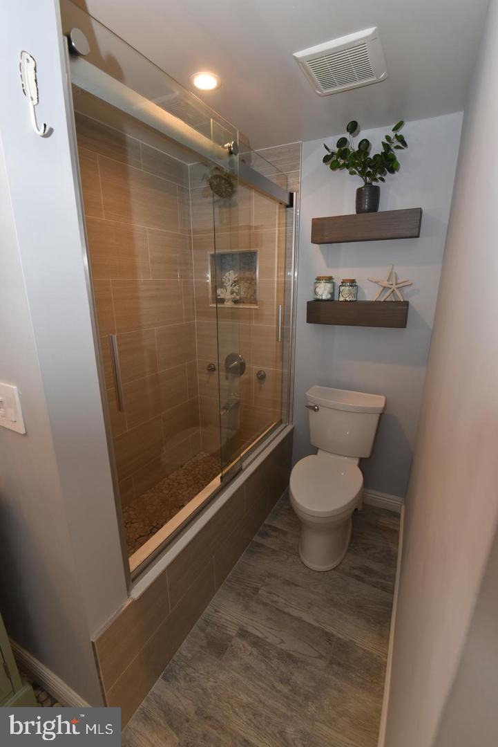 RESTON - Residential Lease