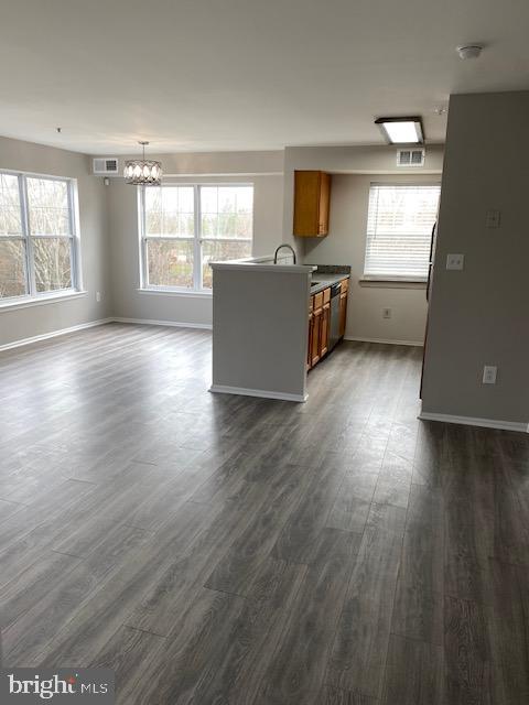 NORMANDY PLACE CONDO-PHA - Residential Lease