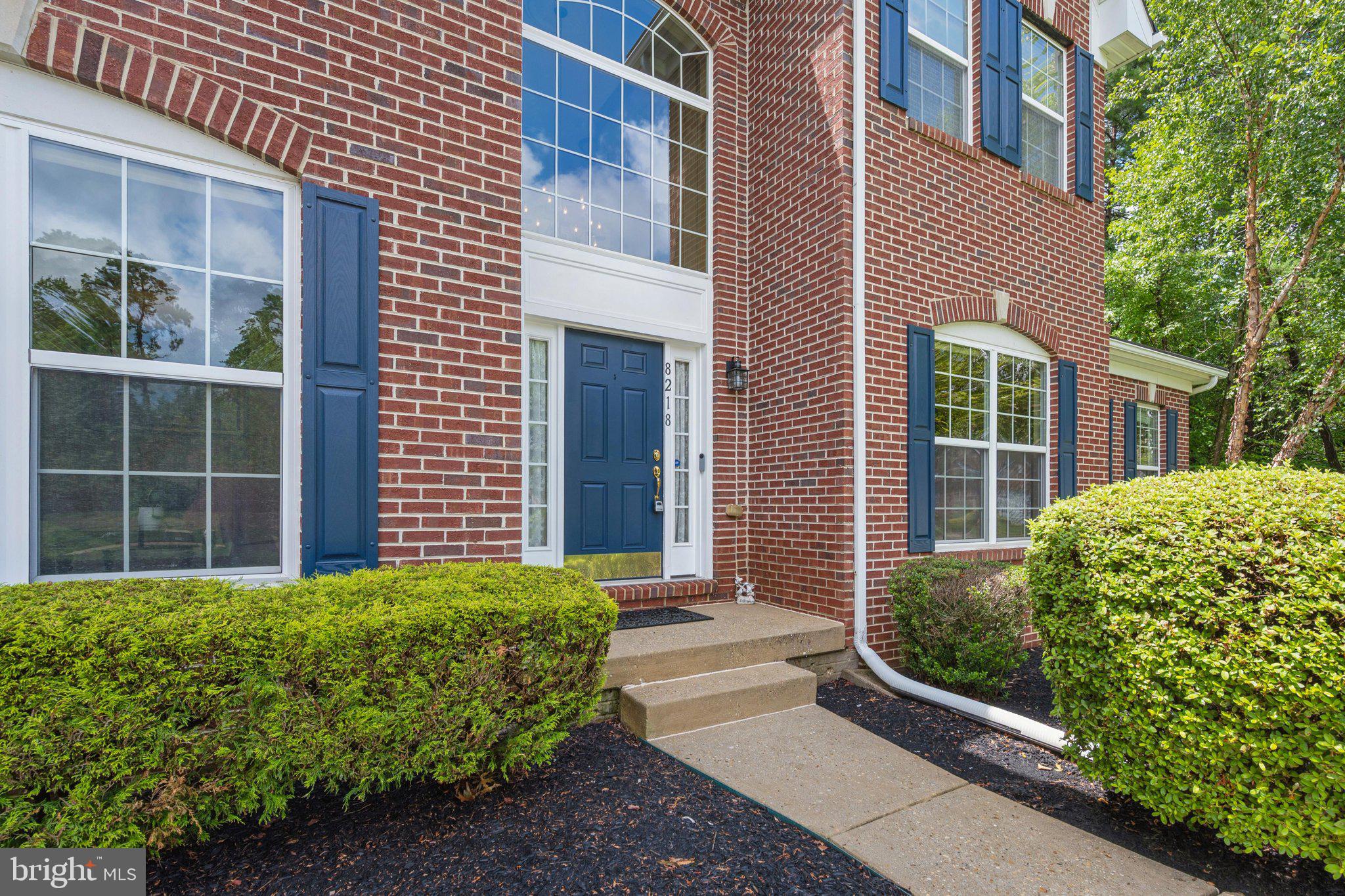 8218 ANGLERS EDGE COURT