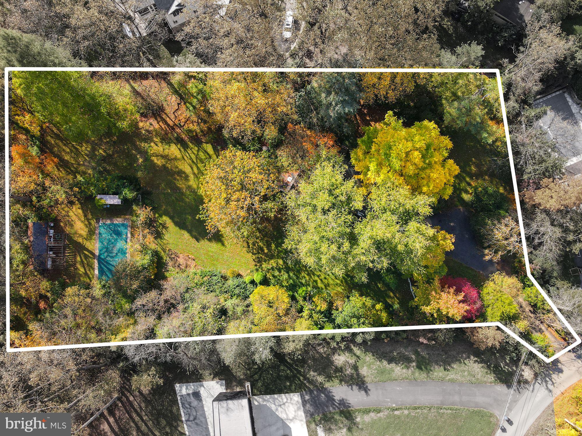 LANGLEY OAKS - Residential