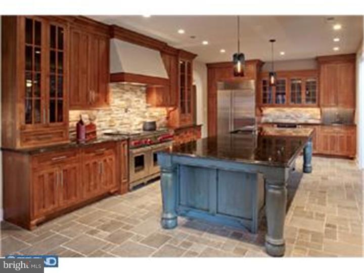 CREEKSIDE AT BLUE BELL - Residential