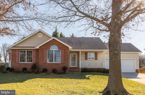 Homes For Sale - 108 Senseny Glen Drive<br/> WINCHESTER, VA 22602