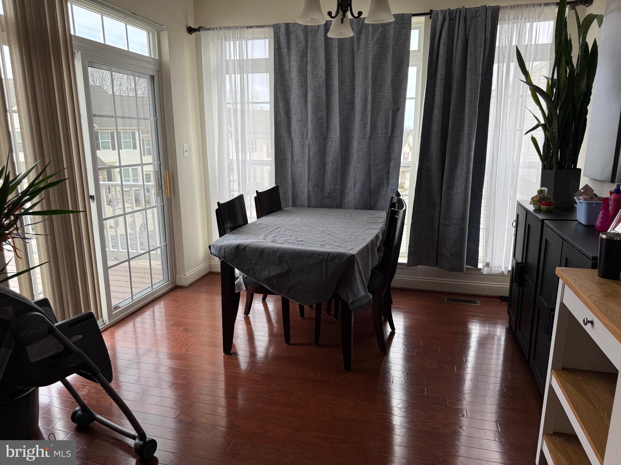 711 PERTHSHIRE PLACE 73