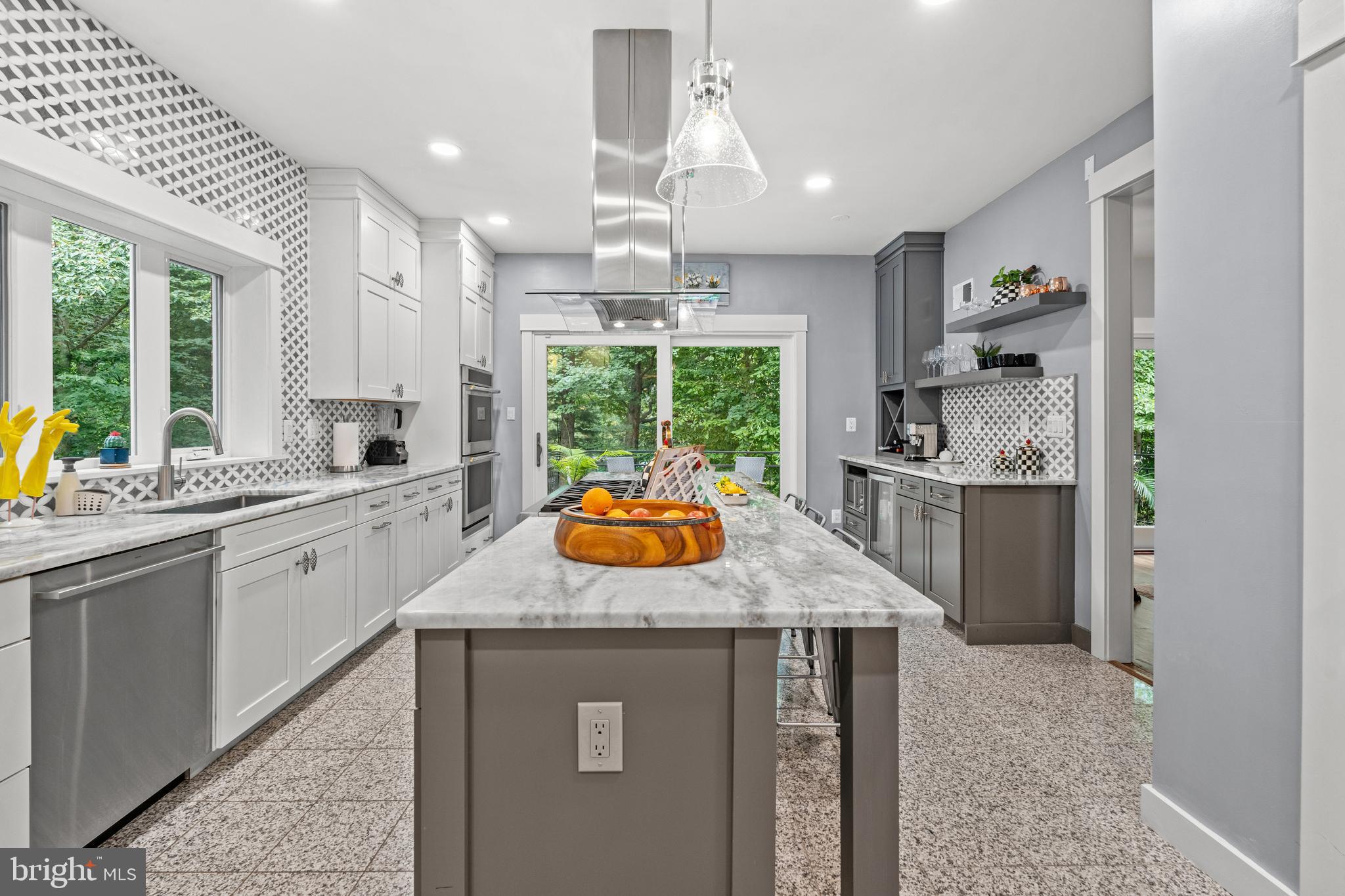 CHAIN BRIDGE FOREST - Residential