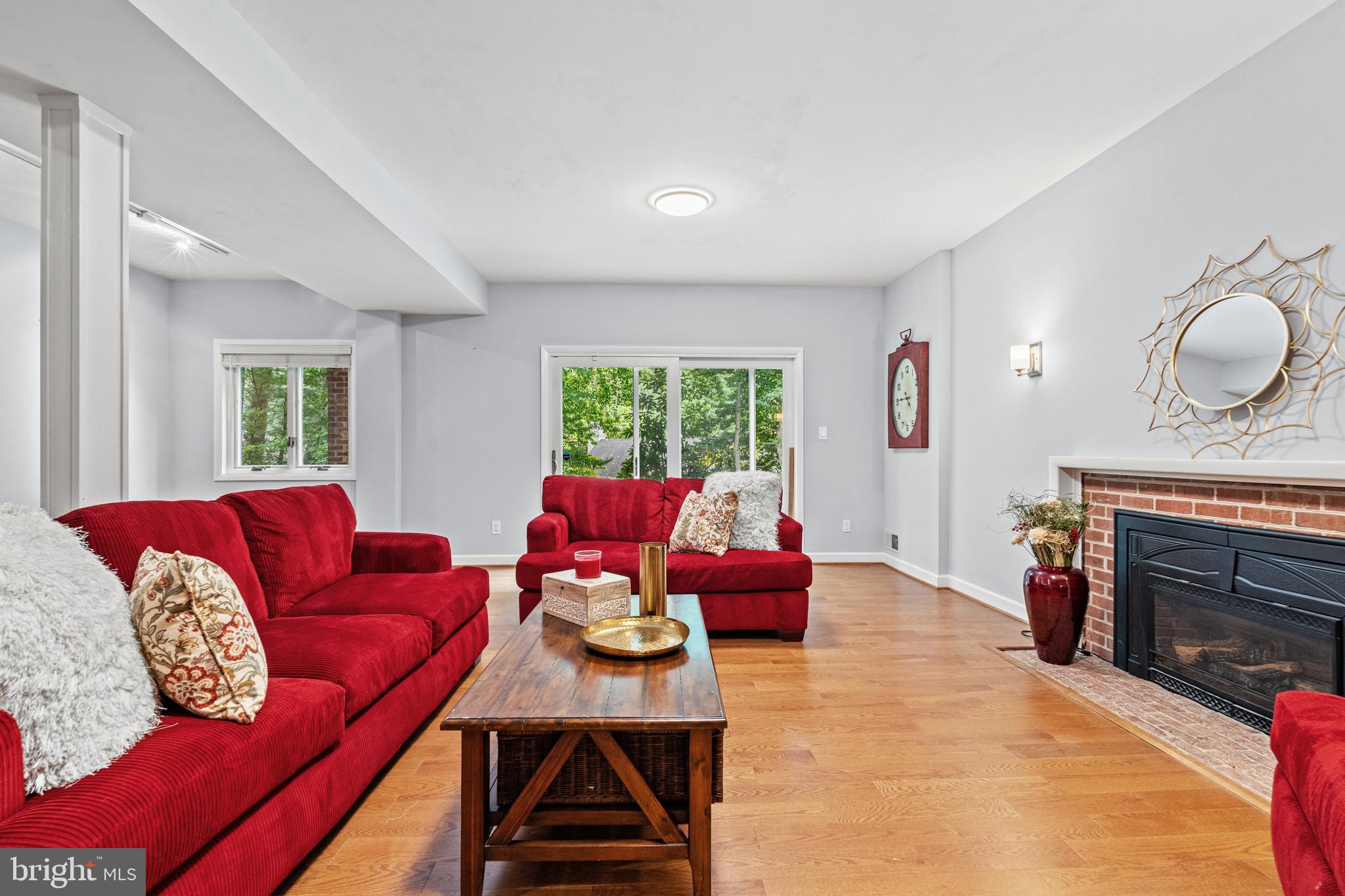 CHAIN BRIDGE FOREST - Residential