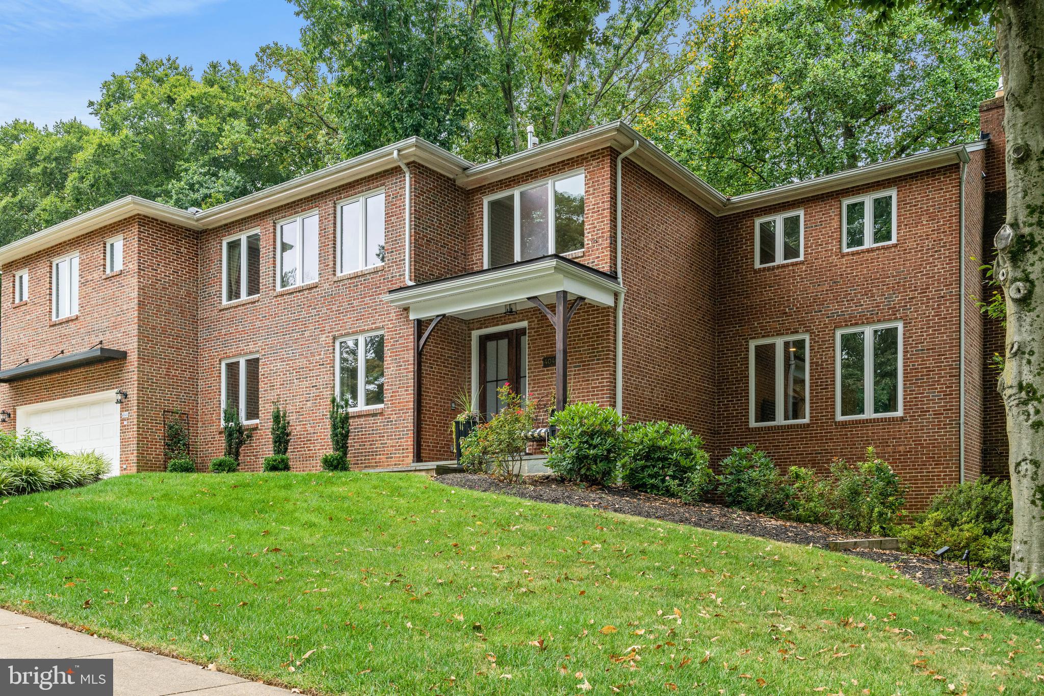 CHAIN BRIDGE FOREST - Residential