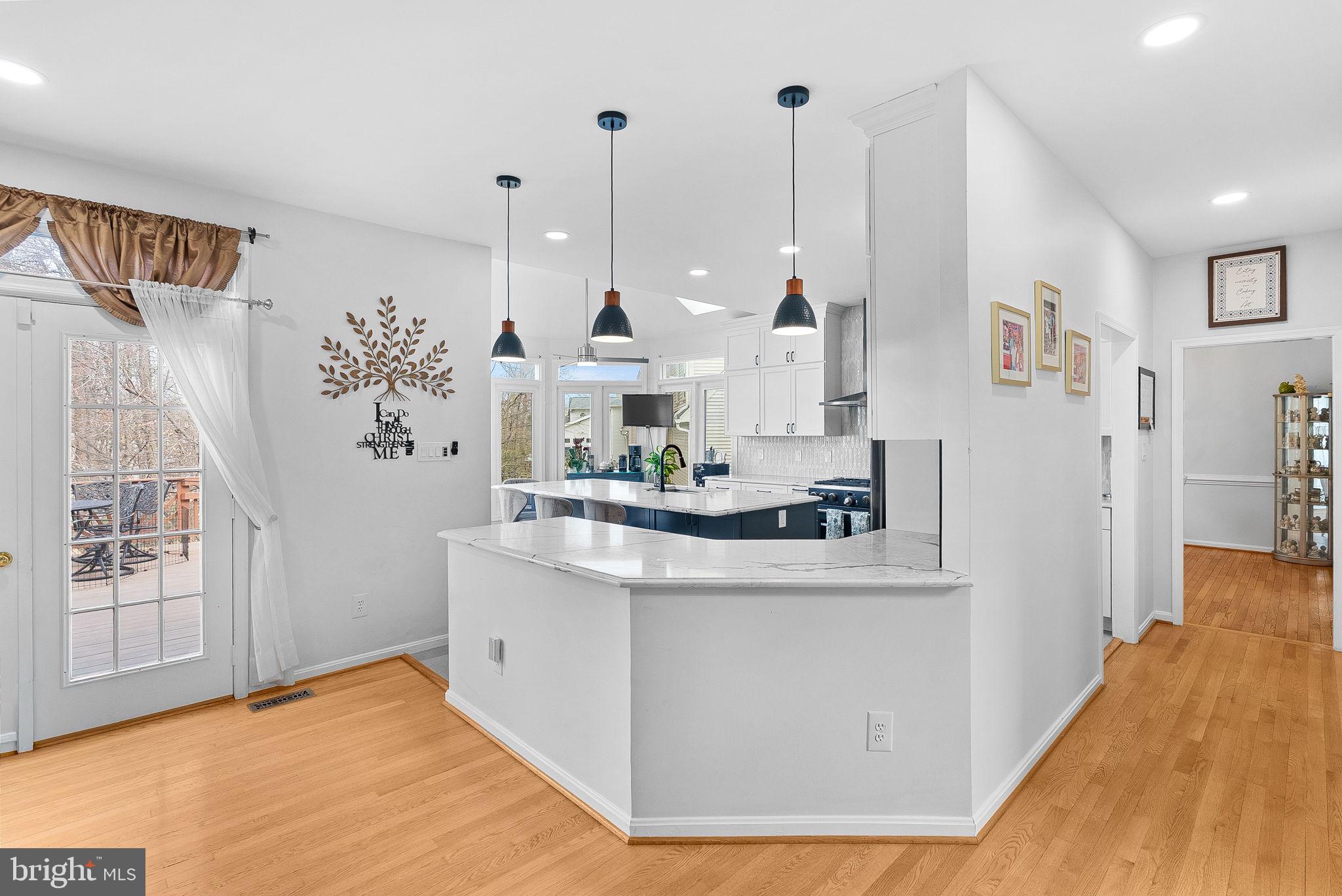 CROSSPOINTE - Residential